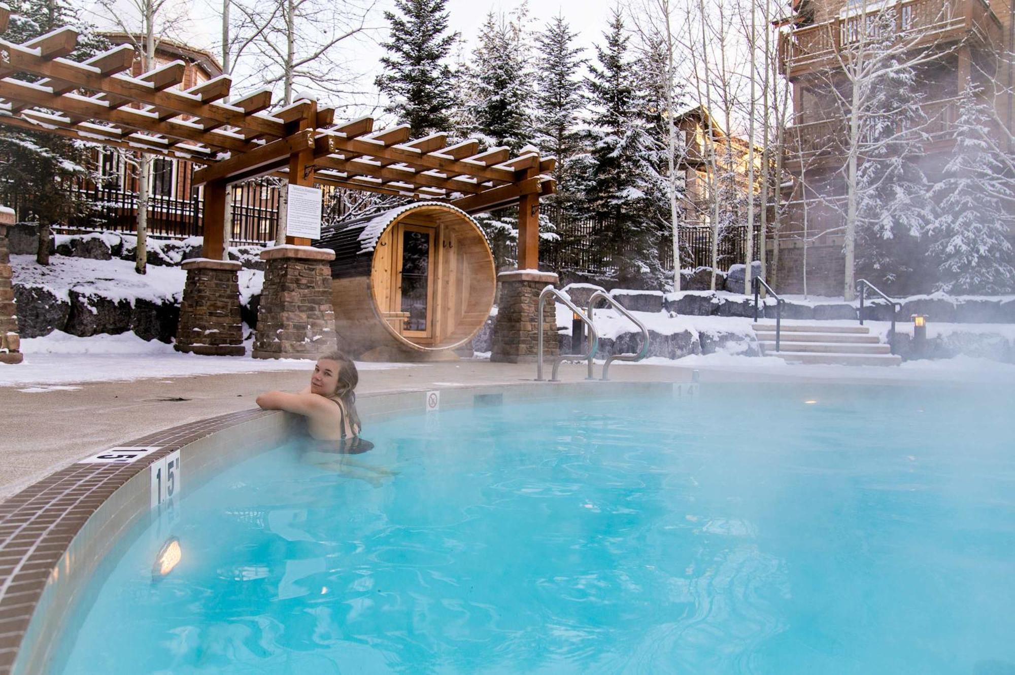 The Raven Suite At Stoneridge Mountain Resort 캔모어 외부 사진
