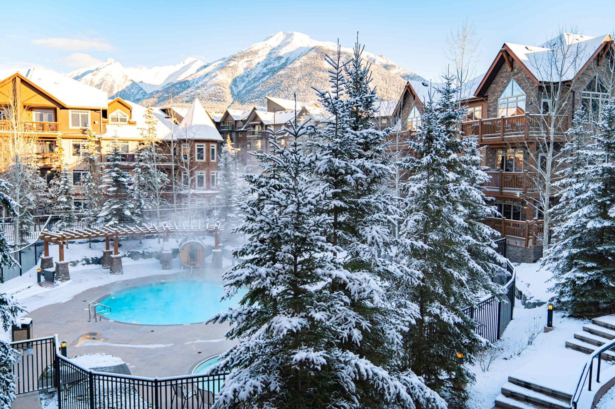 The Raven Suite At Stoneridge Mountain Resort 캔모어 외부 사진